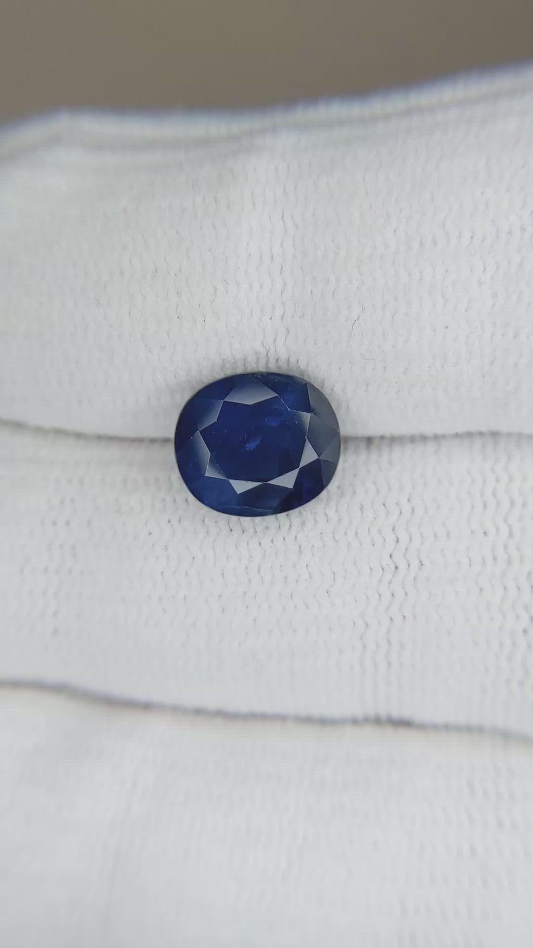 3.77 Ct. Blue Sapphire from Thailand Size Video