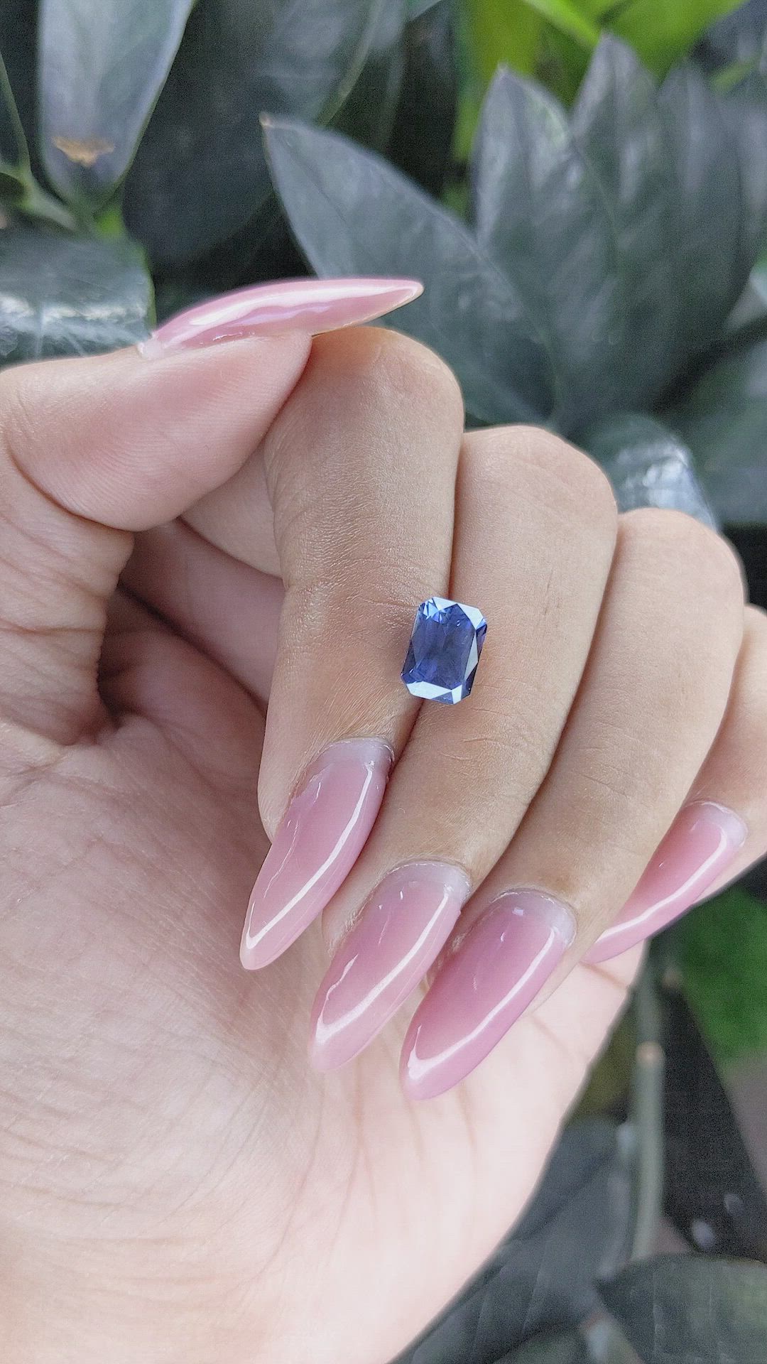 2.63 Ct. Blue Sapphire from Ceylon (Sri Lanka) Size Video