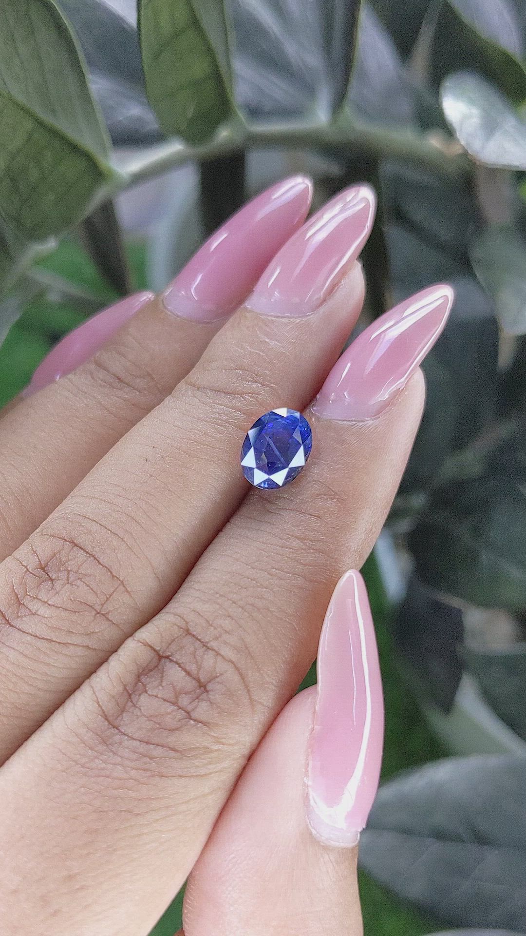 2.59 Ct. Blue Sapphire from Ceylon (Sri Lanka) Size Video