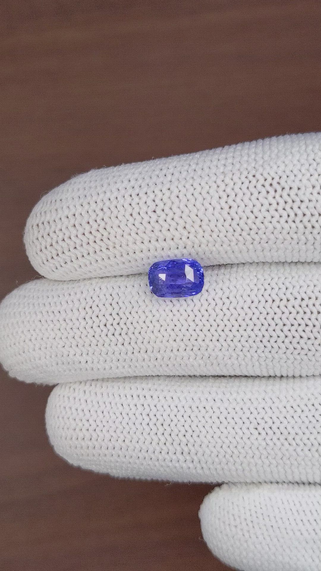 2.54 Ct. Color Change Sapphire from Ceylon (Sri Lanka) Size Video
