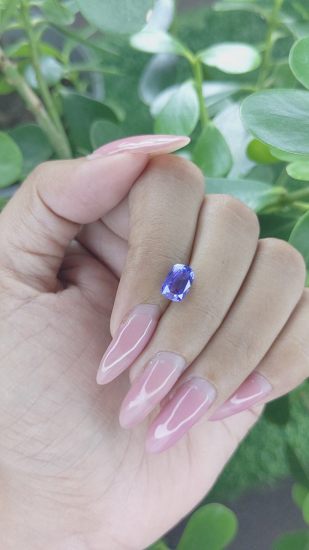 2.54 Ct. Color Change Sapphire from Ceylon (Sri Lanka) Size Video