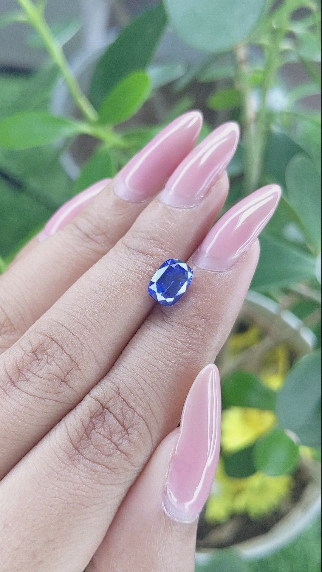 2.54 Ct. Blue Sapphire from Ceylon (Sri Lanka) Size Video