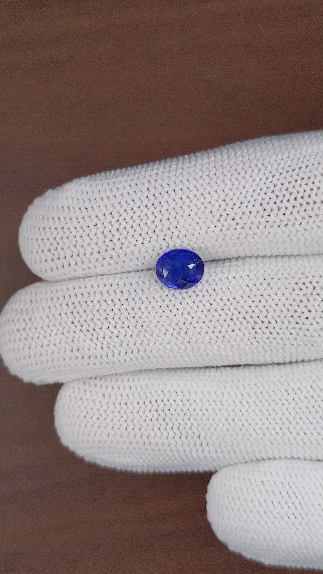 1.53 Ct. Blue Sapphire from Ceylon (Sri Lanka) Size Video