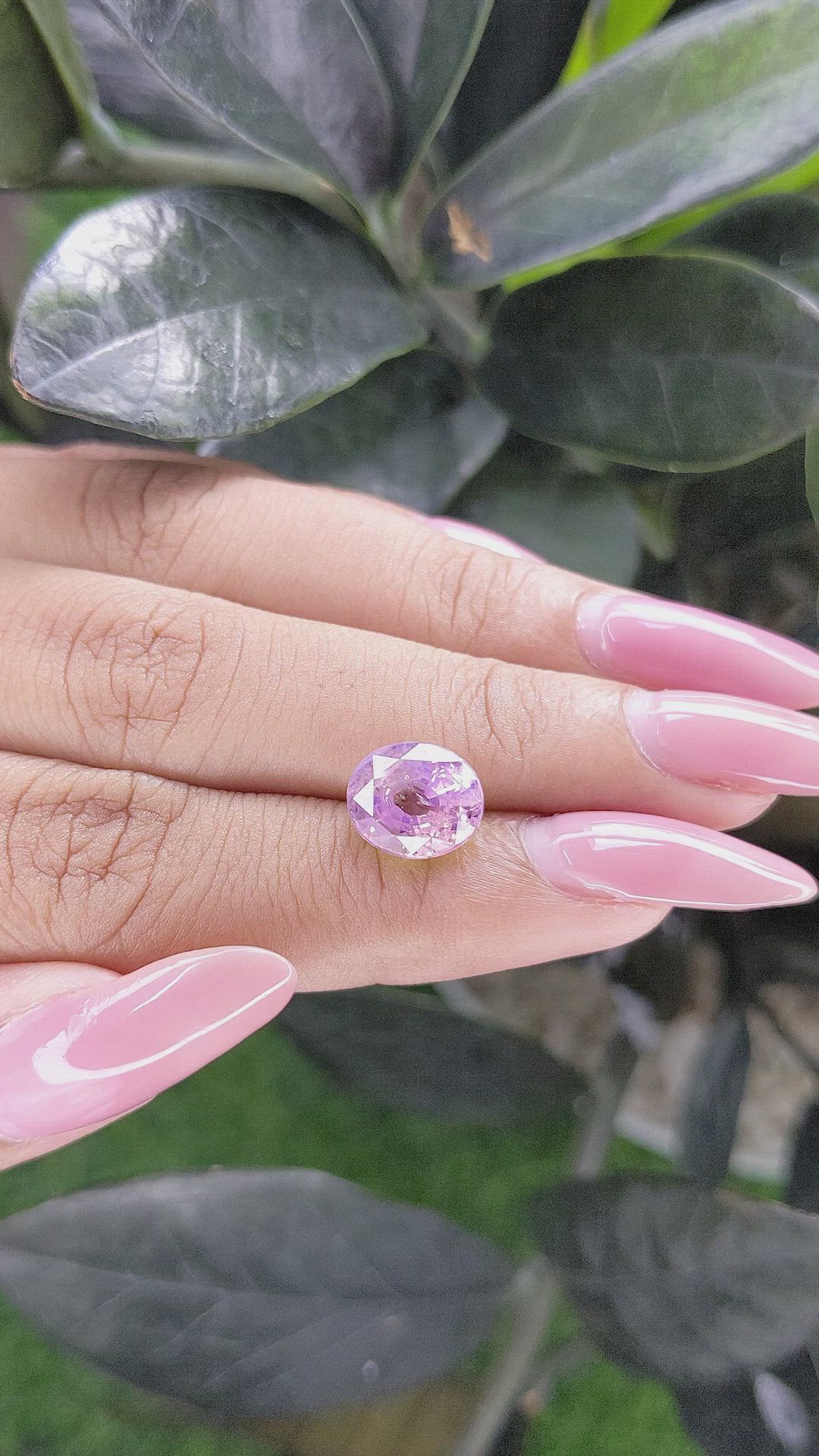 4.72 Ct. Purplish Pink Sapphire from Ceylon (Sri Lanka) Size Video