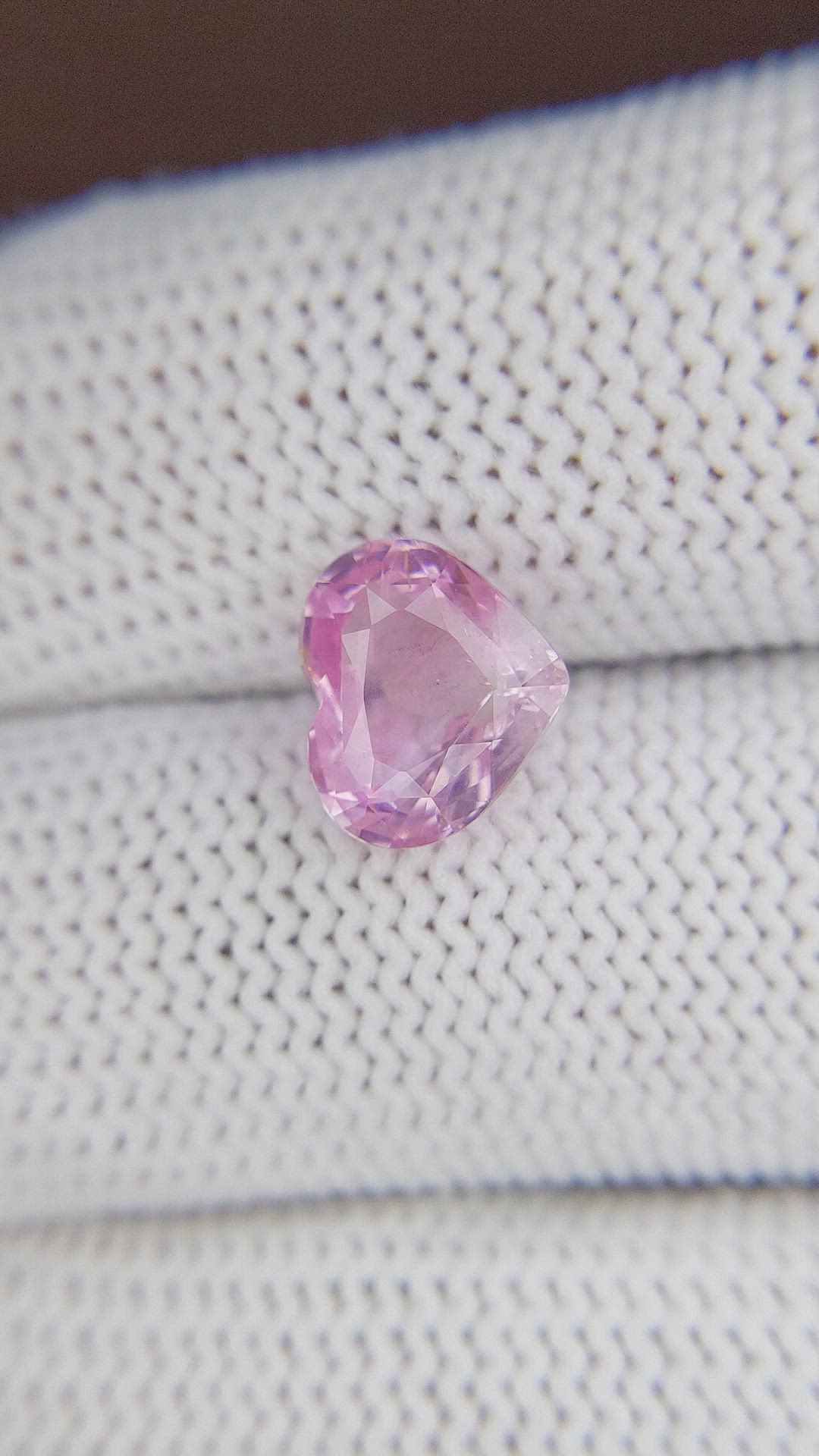 3.13 Ct. Pink Sapphire from Ceylon (Sri Lanka) Size Video