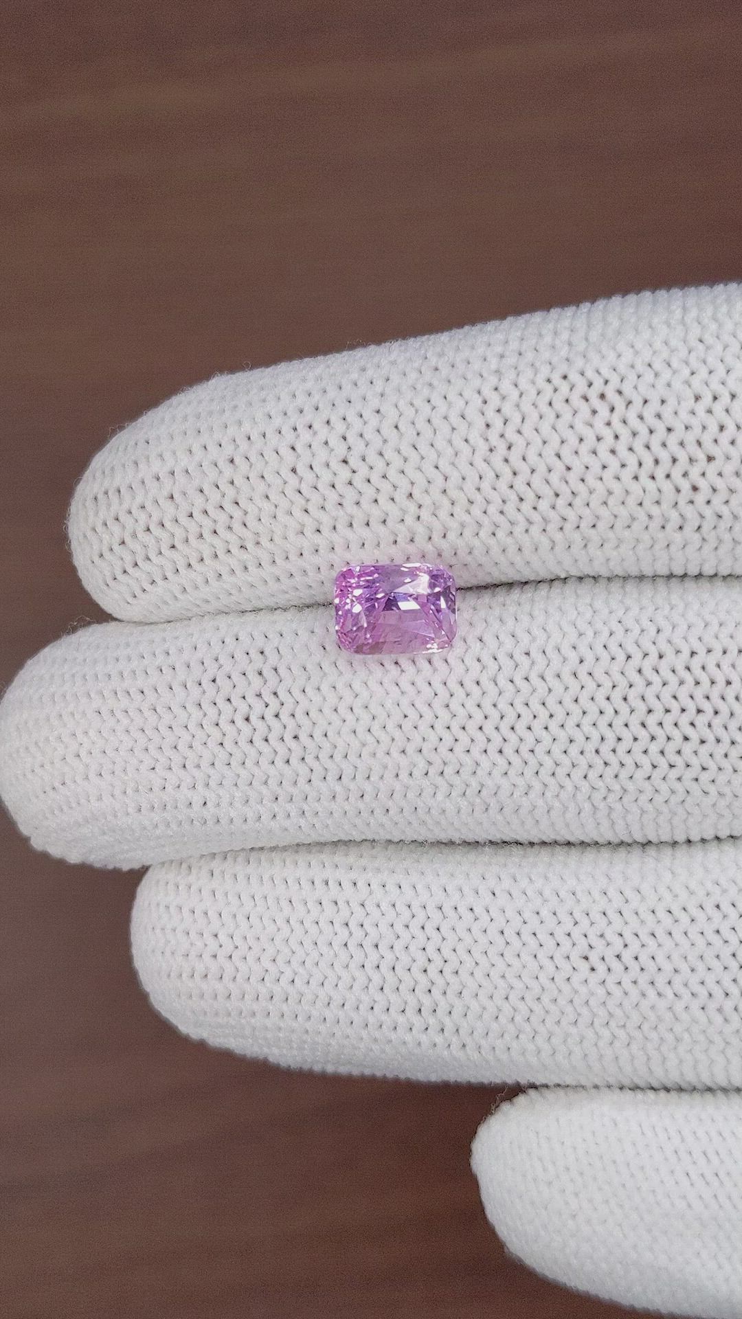 3.02 Ct. Pinkish Purple Sapphire from Ceylon (Sri Lanka) Size Video
