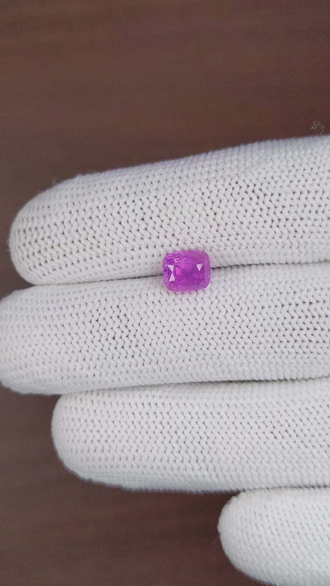 2.53 Ct. Pinkish Purple Sapphire from Ceylon (Sri Lanka) Size Video