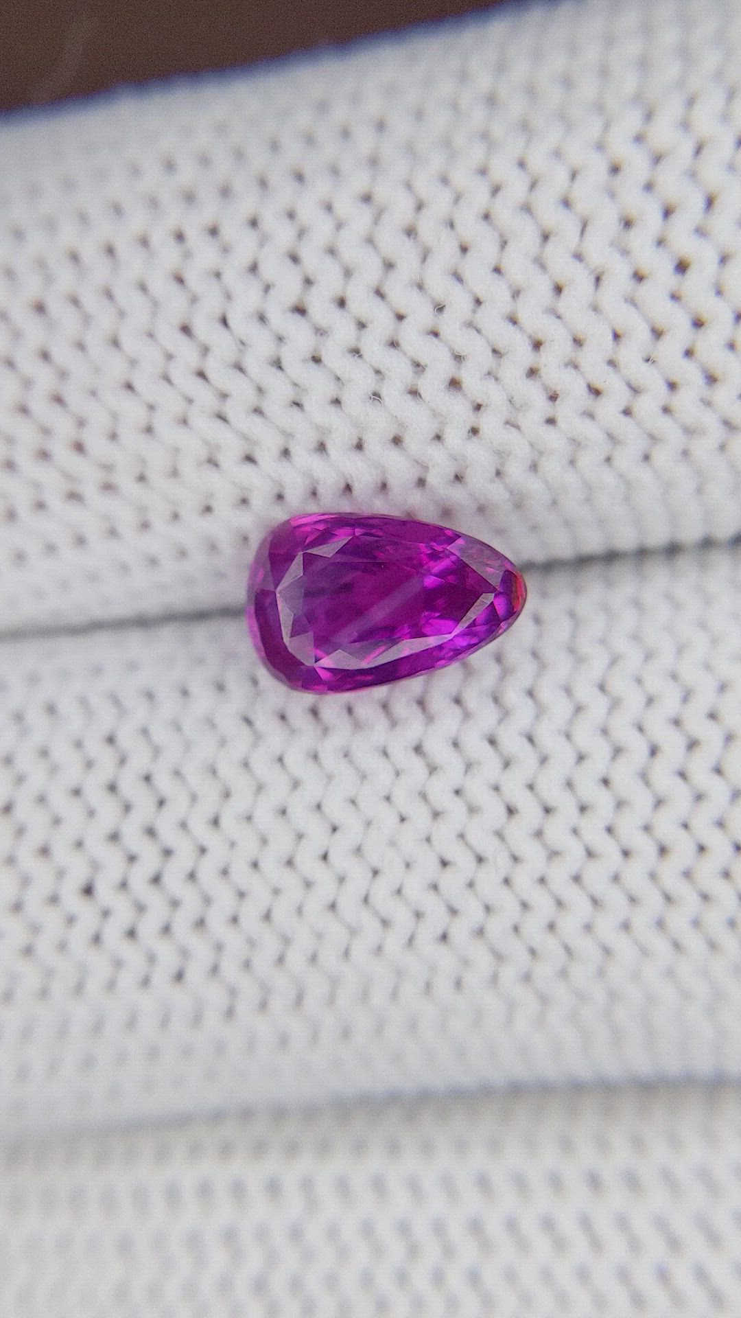 2.01 Ct. Purplish Pink Sapphire from Ceylon (Sri Lanka) Size Video