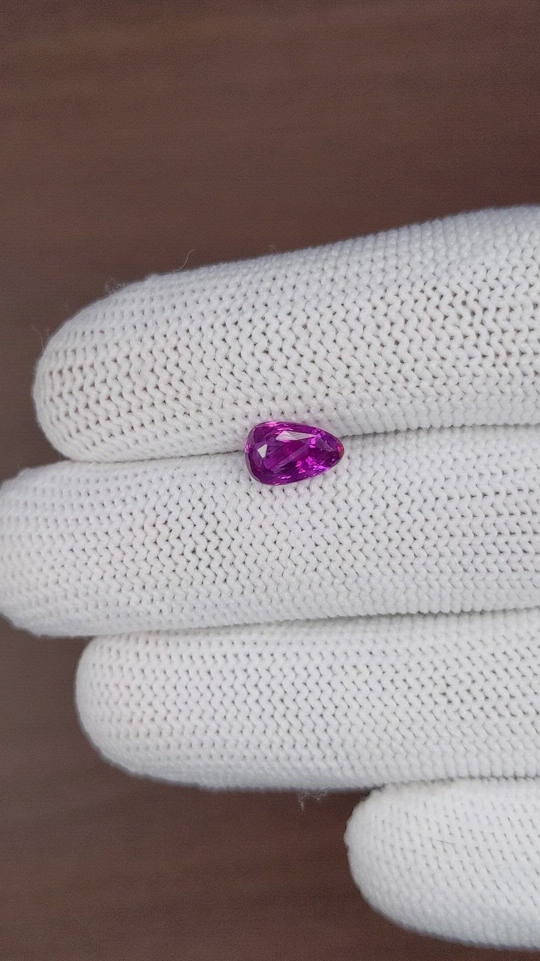 2.01 Ct. Purplish Pink Sapphire from Ceylon (Sri Lanka) Size Video