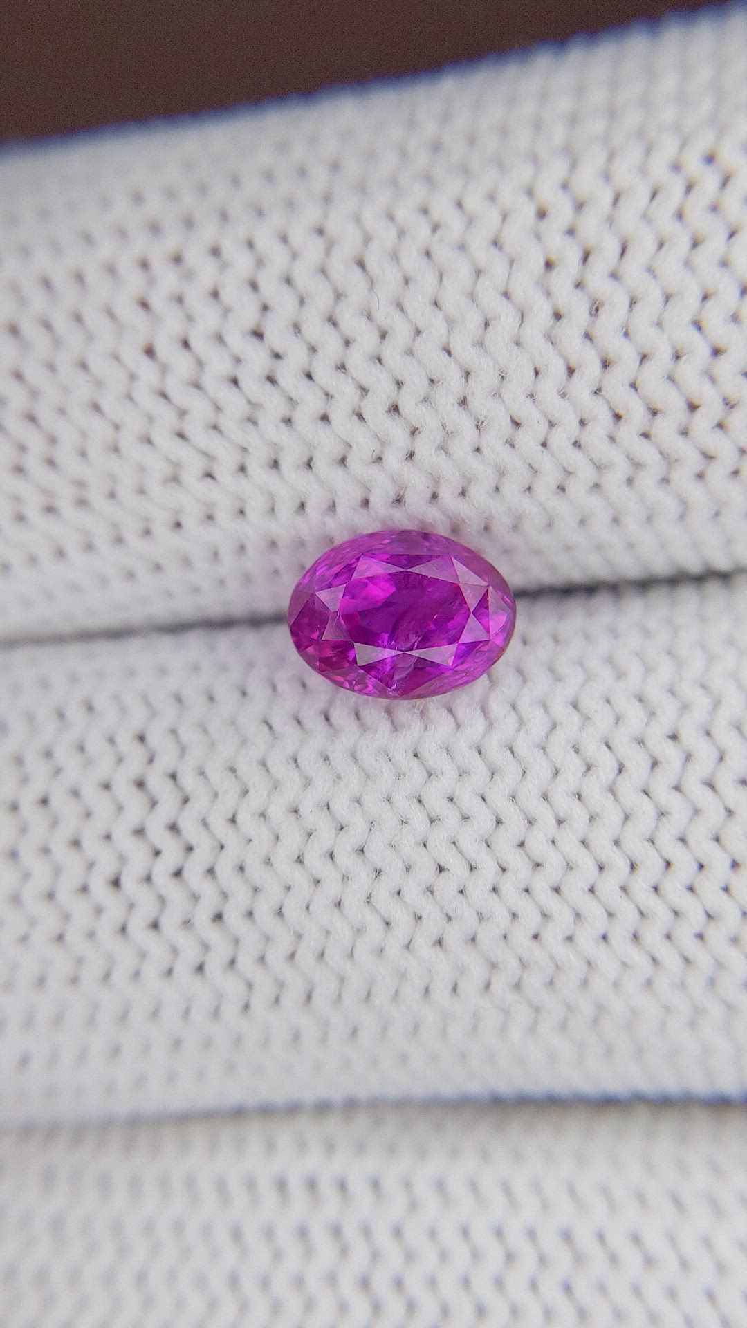 1.70 Ct. Purplish Pink Sapphire from Ceylon (Sri Lanka) Size Video