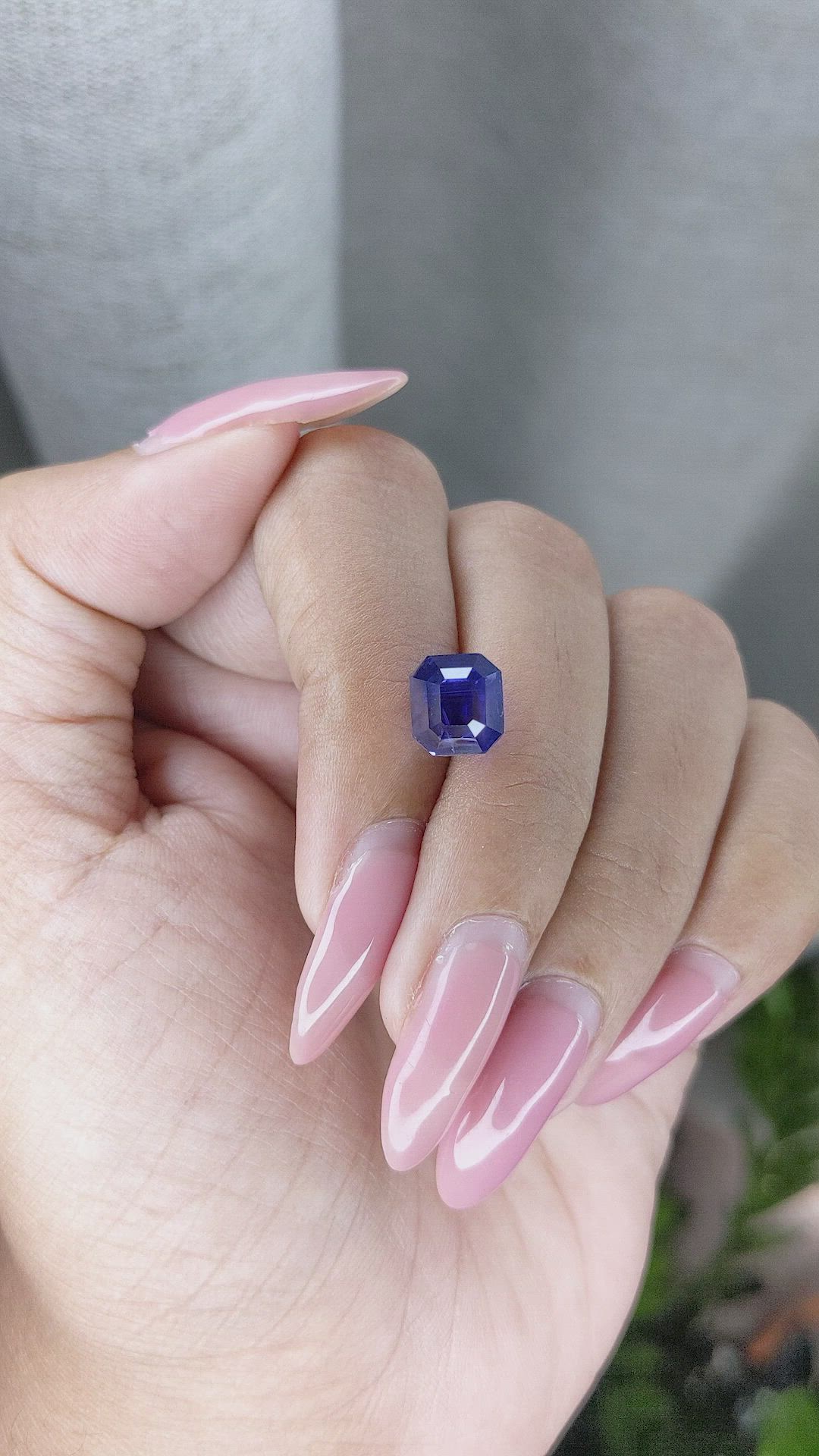 4.99 Ct. Color Change Sapphire from Ceylon (Sri Lanka) Size Video