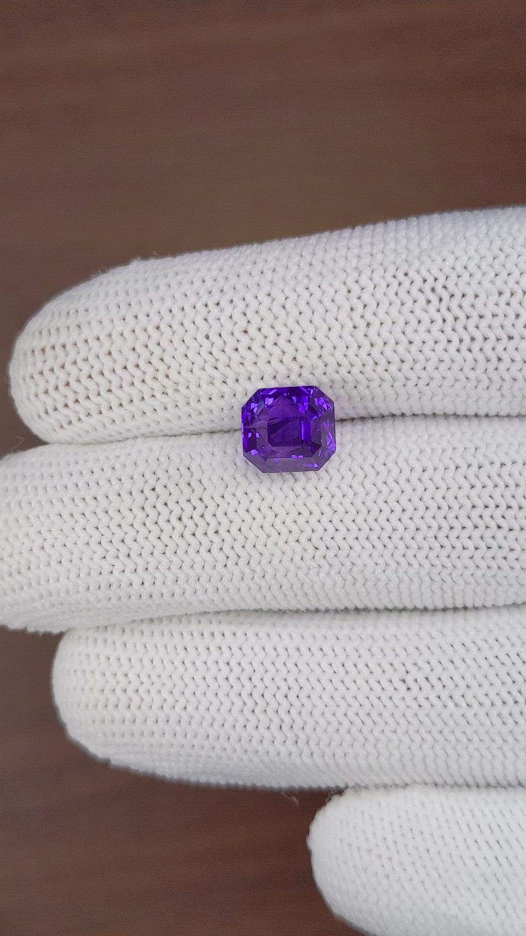 4.99 Ct. Color Change Sapphire from Ceylon (Sri Lanka) Size Video