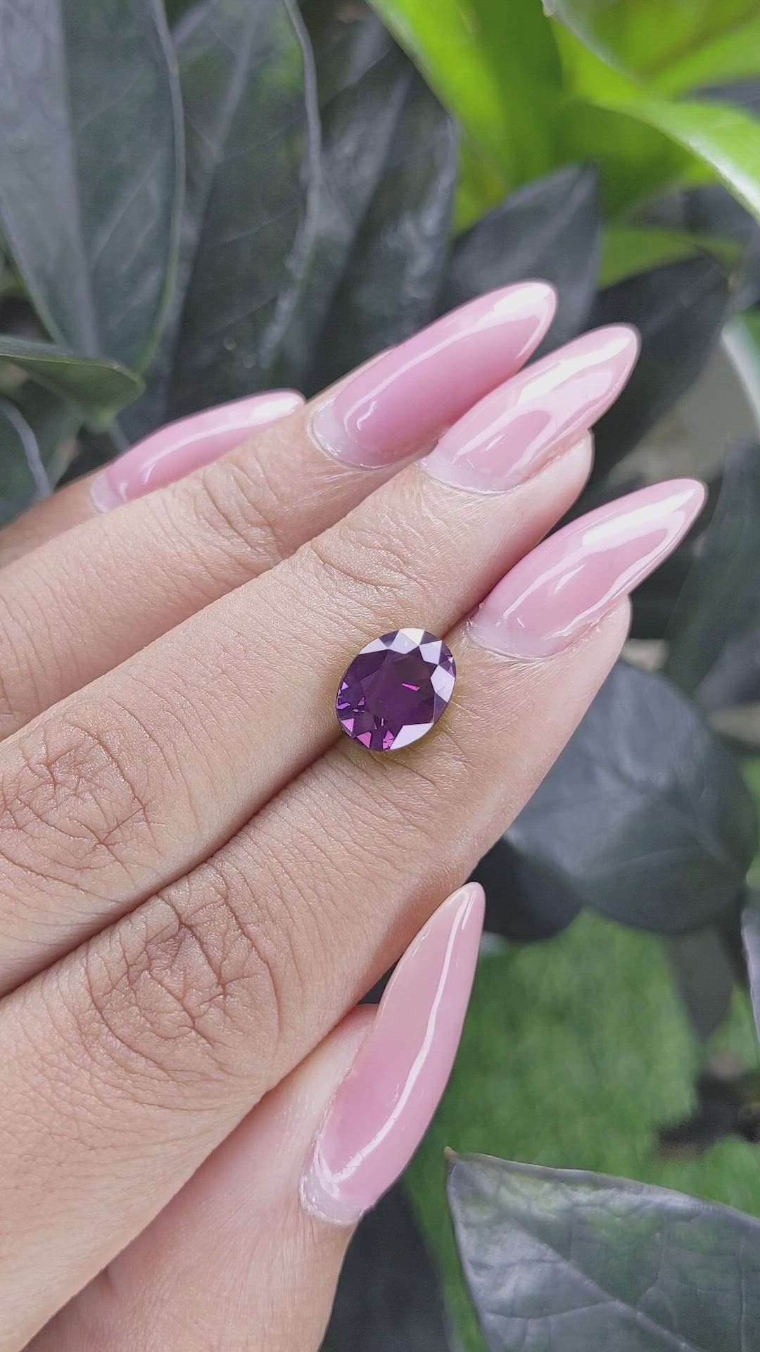 3.12 Ct. Pinkish Purple Sapphire from Ceylon (Sri Lanka) Size Video