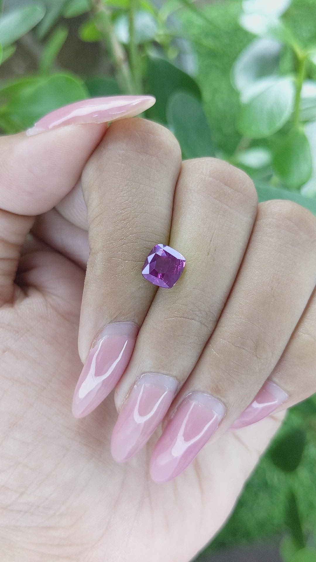 2.02 Ct. Pinkish Purple Sapphire from Ceylon (Sri Lanka) Size Video