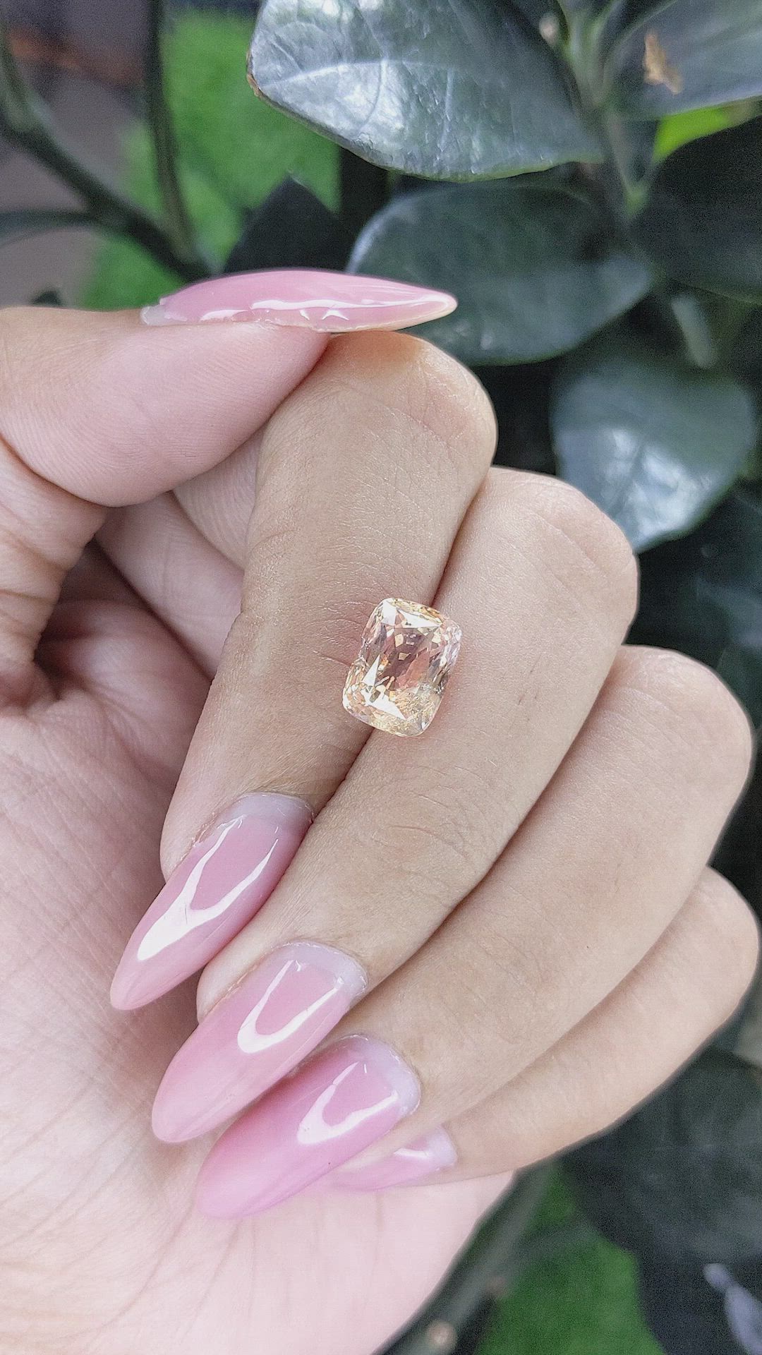 4.10 Ct. Peach Sapphire from Ceylon (Sri Lanka) Size Video