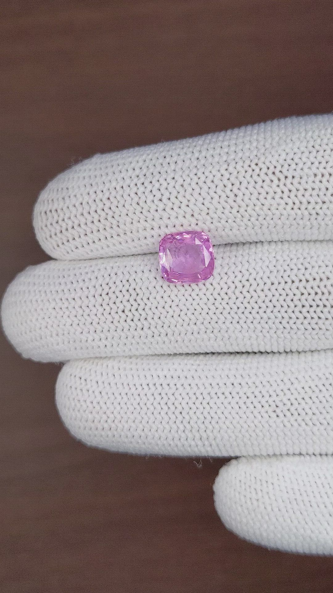 3.06 Ct. Pink Sapphire from Ceylon (Sri Lanka) Size Video