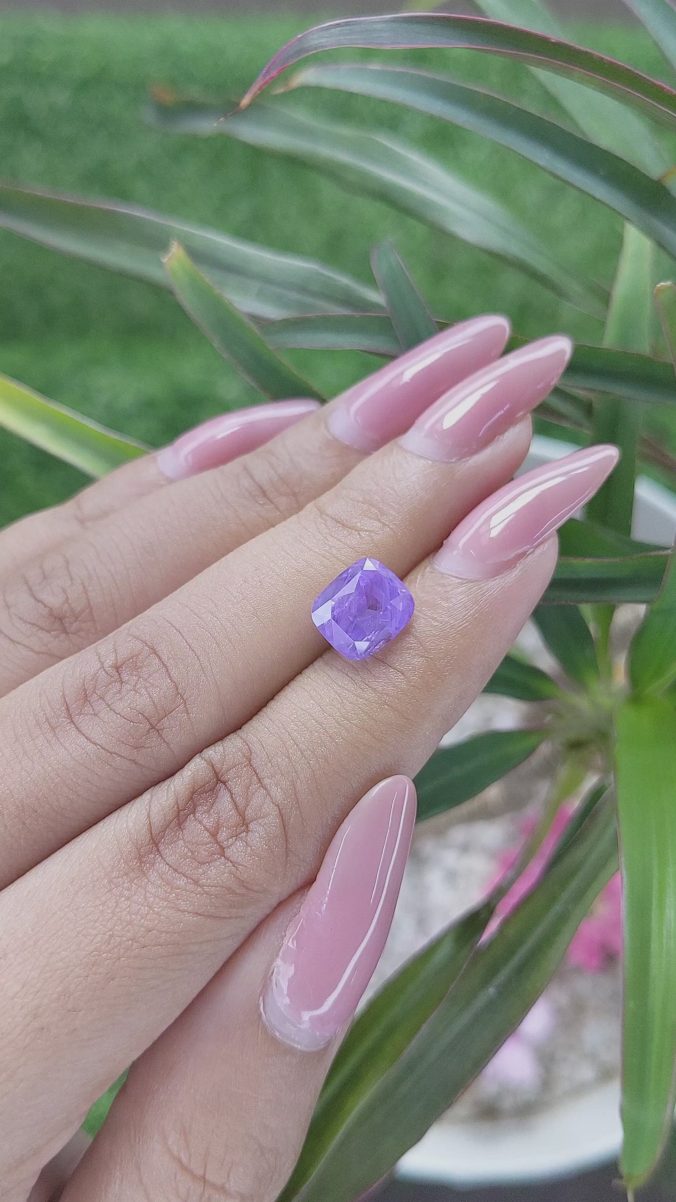 4.15 Ct. Bluish Purple Sapphire from Ceylon (Sri Lanka) Size Video