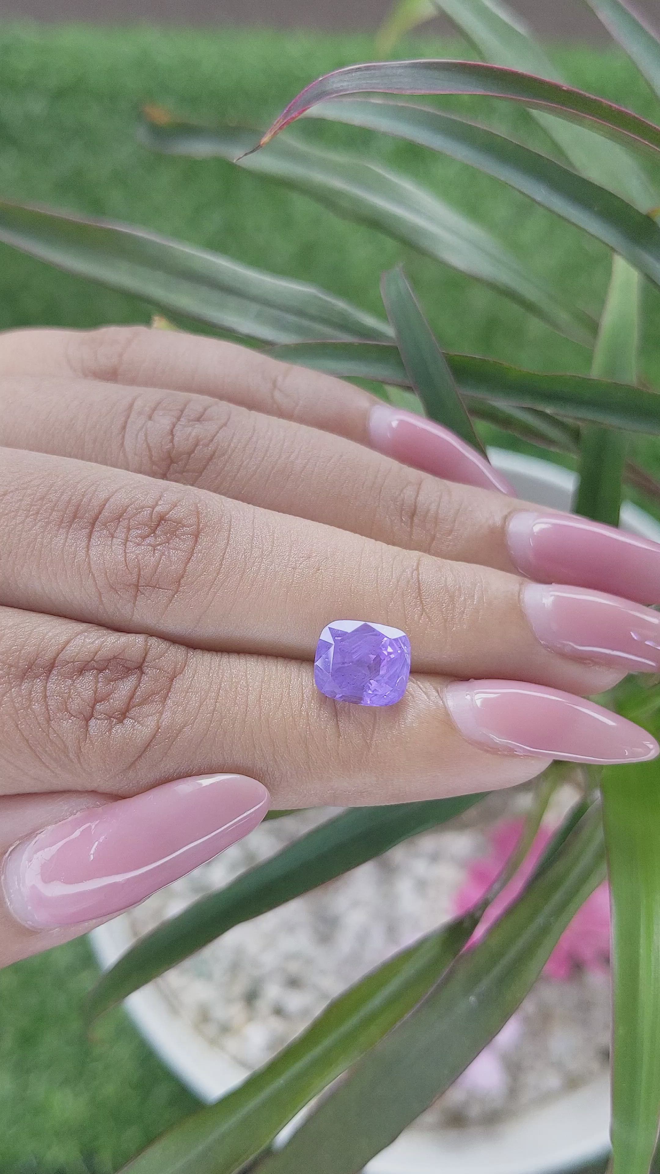 4.15 Ct. Bluish Purple Sapphire from Ceylon (Sri Lanka) Size Video