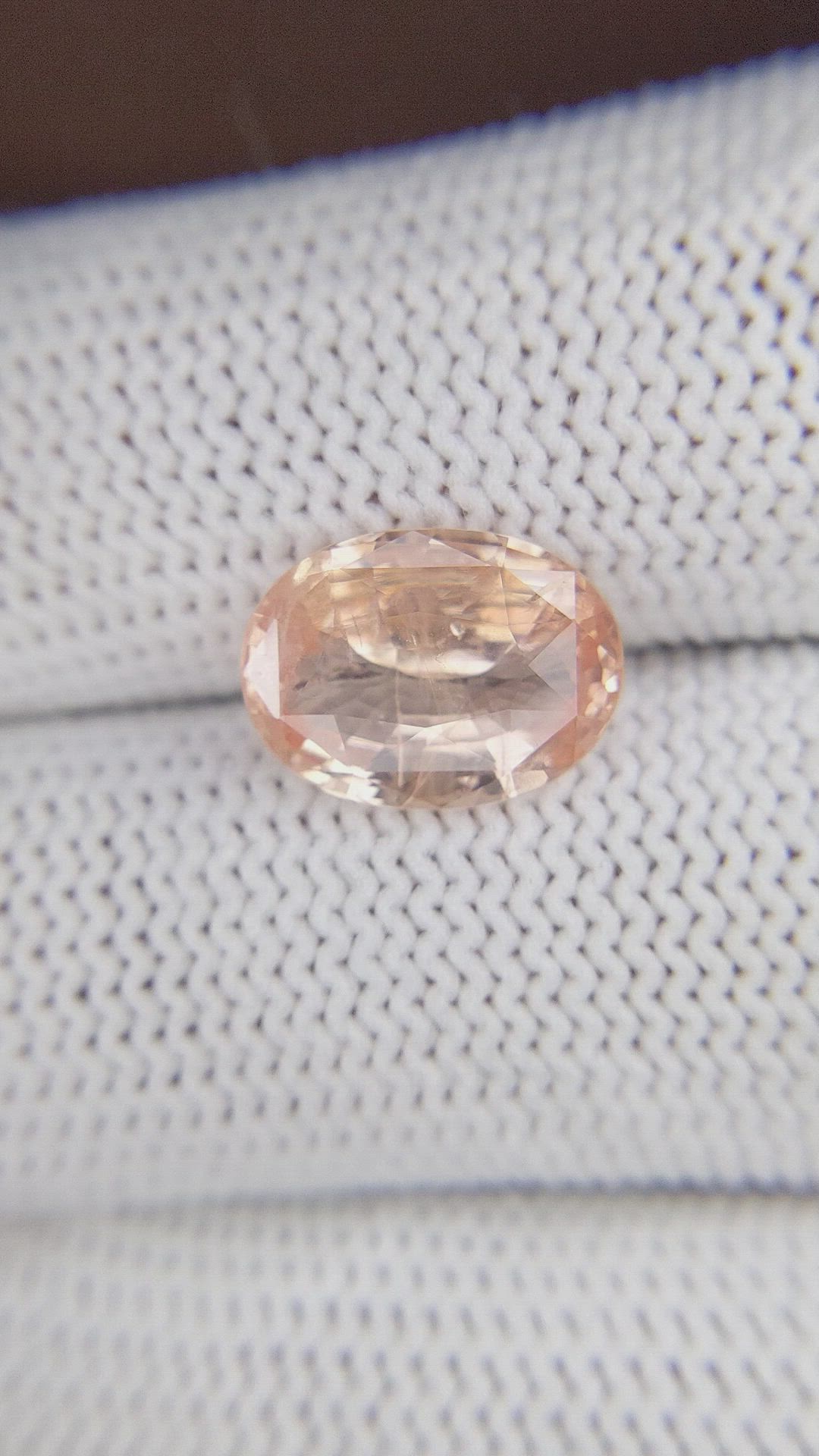 4.52 Ct. Peach Sapphire from Ceylon (Sri Lanka) Size Video