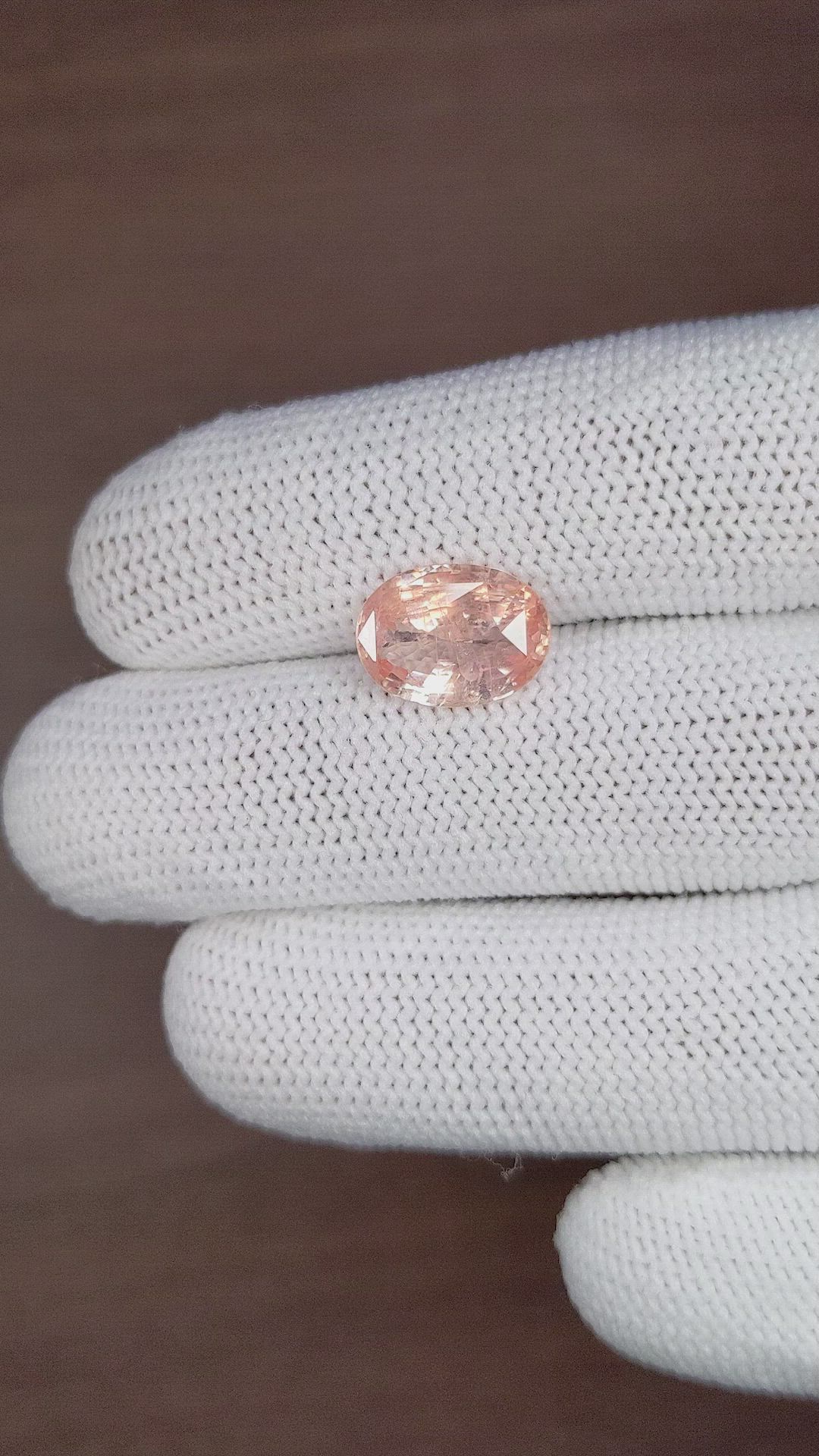 4.52 Ct. Peach Sapphire from Ceylon (Sri Lanka) Size Video