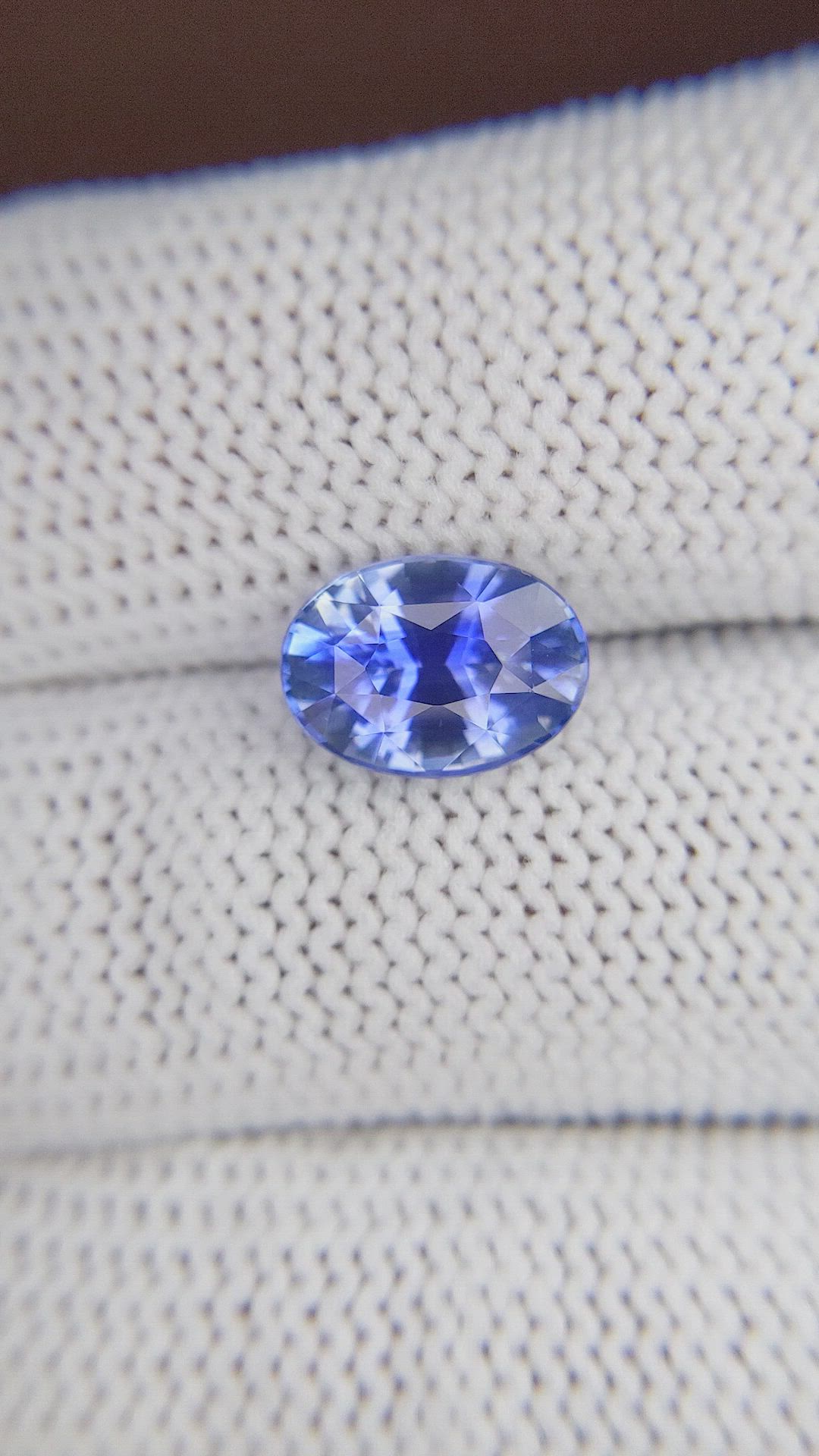 3.19 Ct. Blue Sapphire from Ceylon (Sri Lanka) Size Video