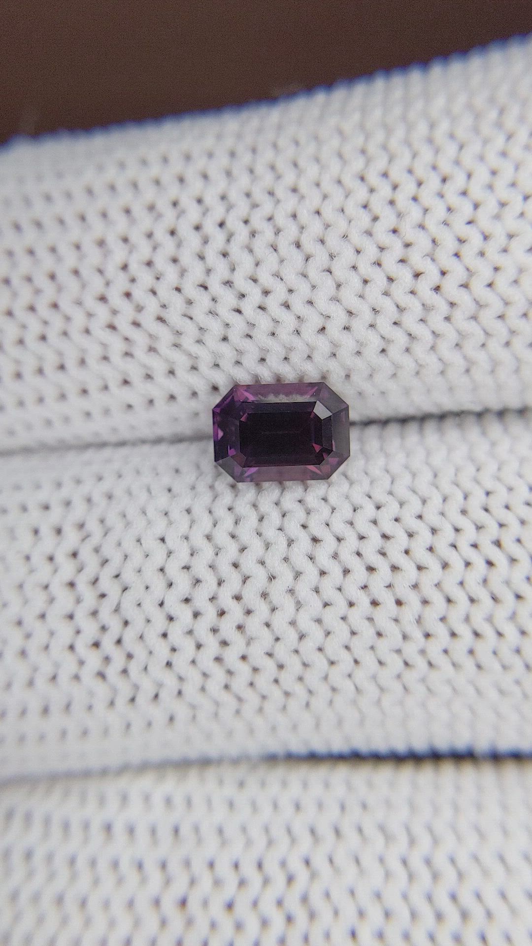 1.27 Ct. Pinkish Purple Sapphire from Ceylon (Sri Lanka) Size Video