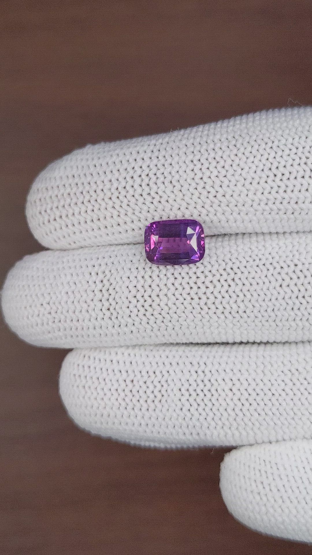 3.00 Ct. Purple Sapphire from Ceylon (Sri Lanka) Size Video