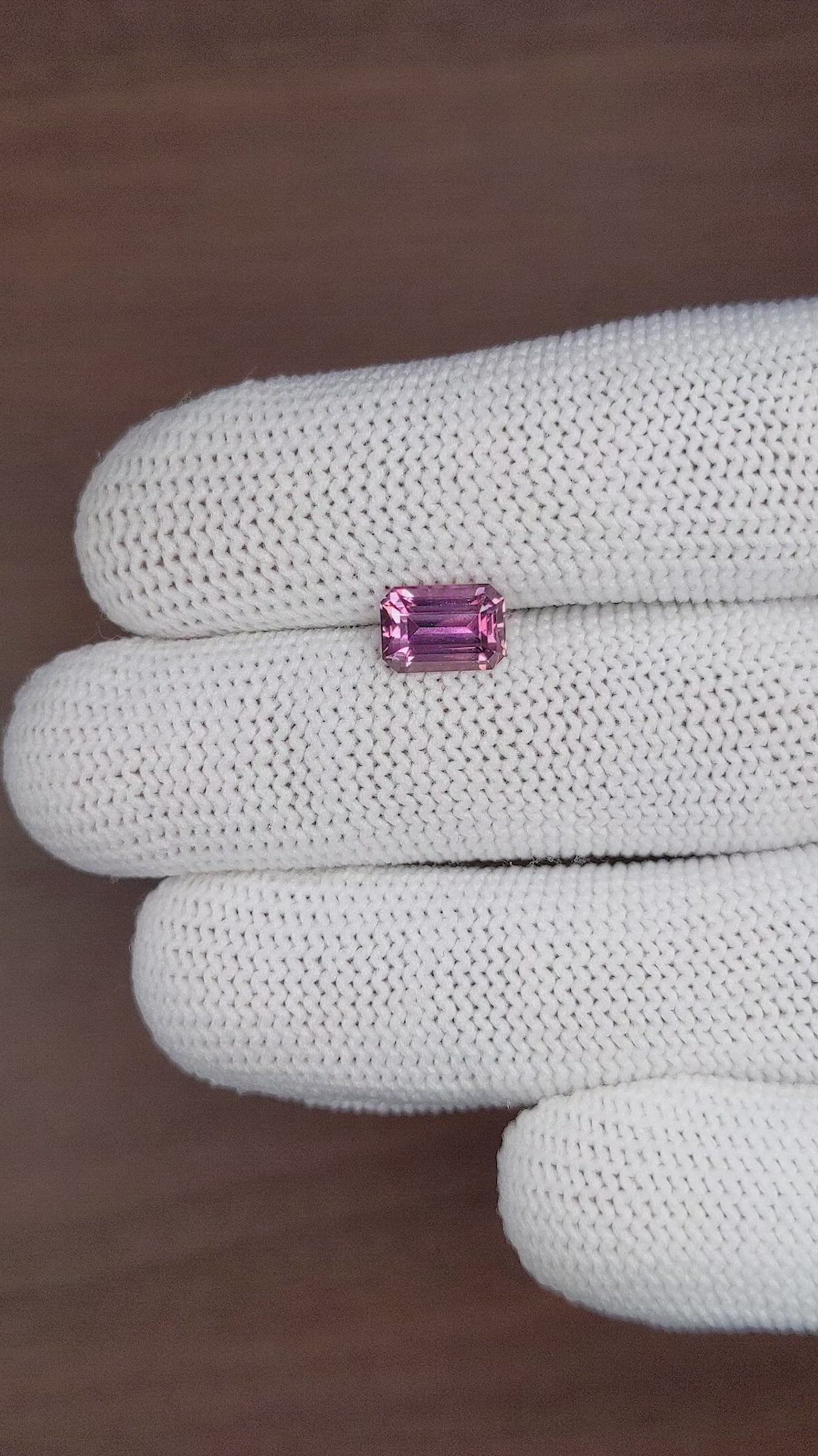 2.09 Ct. Purplish Pink Sapphire from Ceylon (Sri Lanka) Size Video