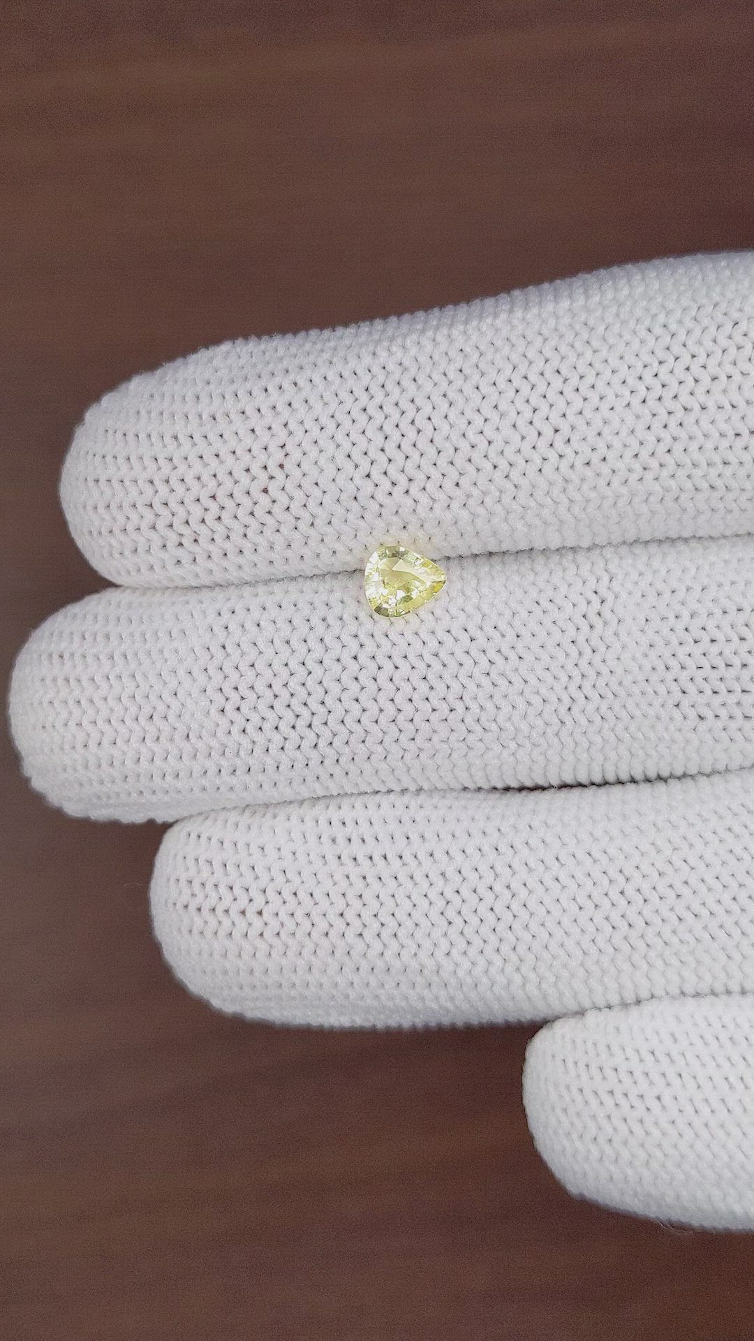 0.51 Ct. Yellow Sapphire from Ceylon (Sri Lanka) Size Video