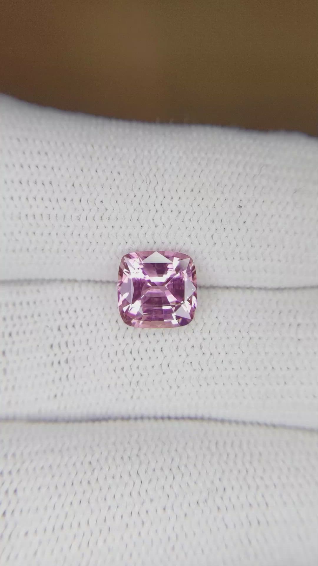 2.07 Ct. Pink Sapphire from Ceylon (Sri Lanka) Size Video