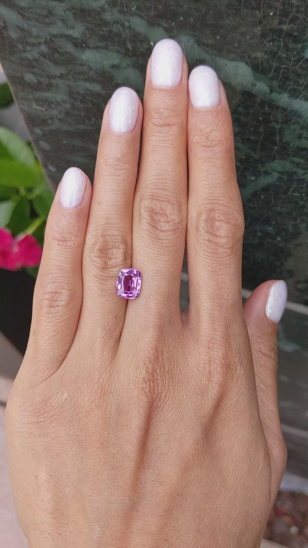 2.65 Ct. Purplish Pink Sapphire from Ceylon (Sri Lanka) Size Video
