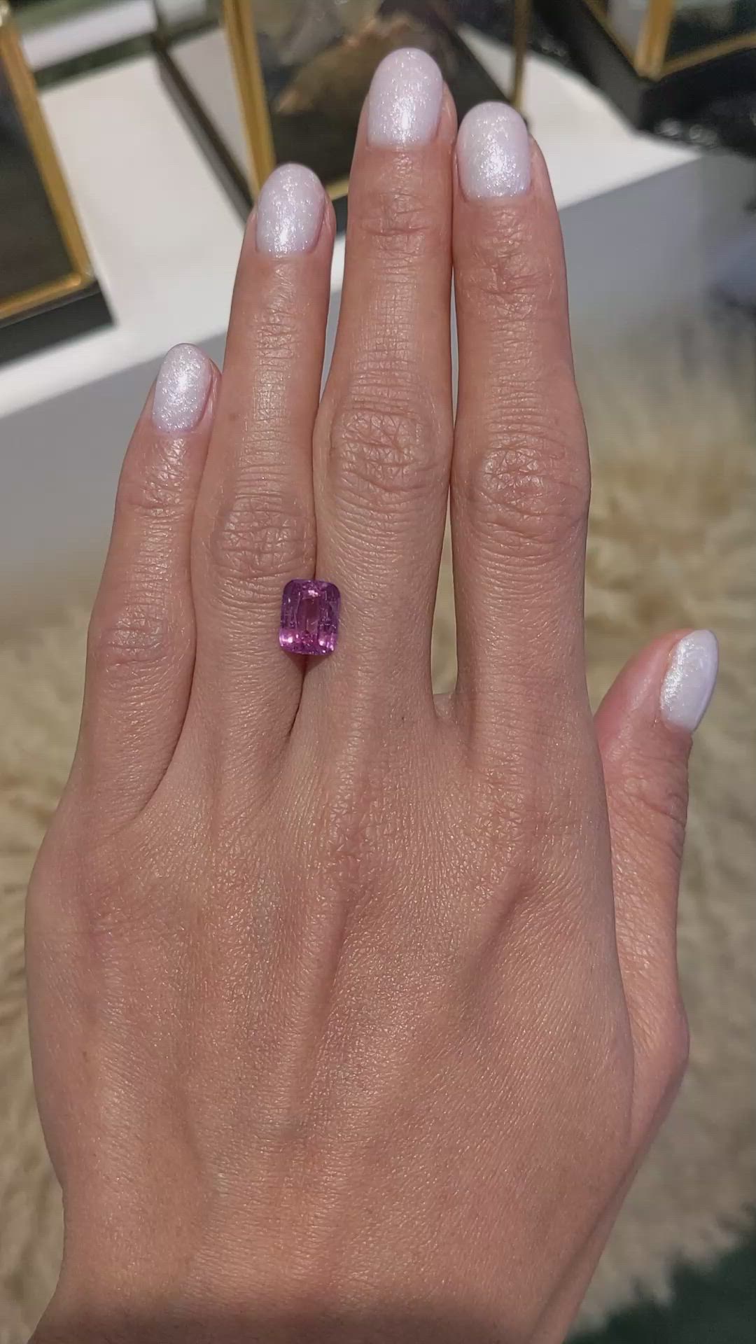 3.05 Ct. Purplish Pink Sapphire from Ceylon (Sri Lanka) Size Video