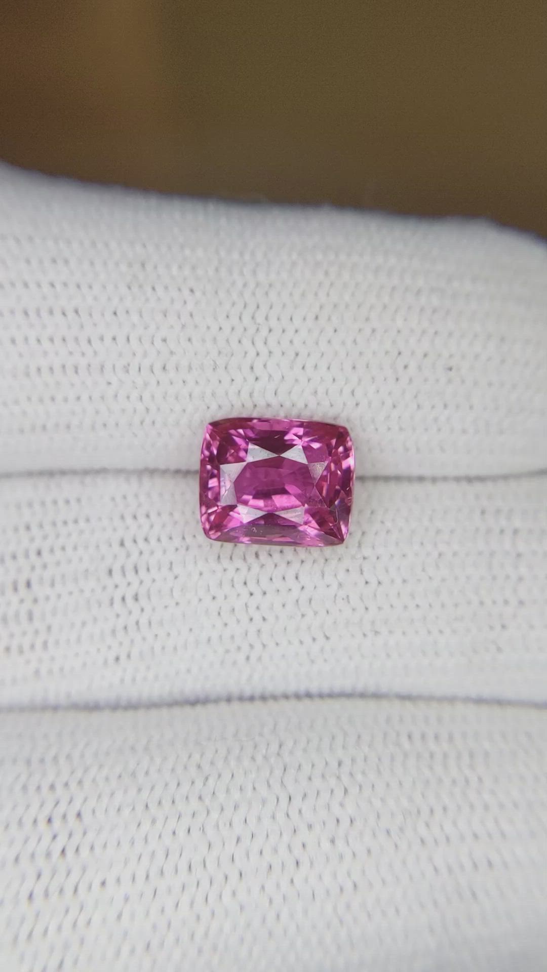 3.44 Ct. Pink Sapphire from Ceylon (Sri Lanka) Size Video