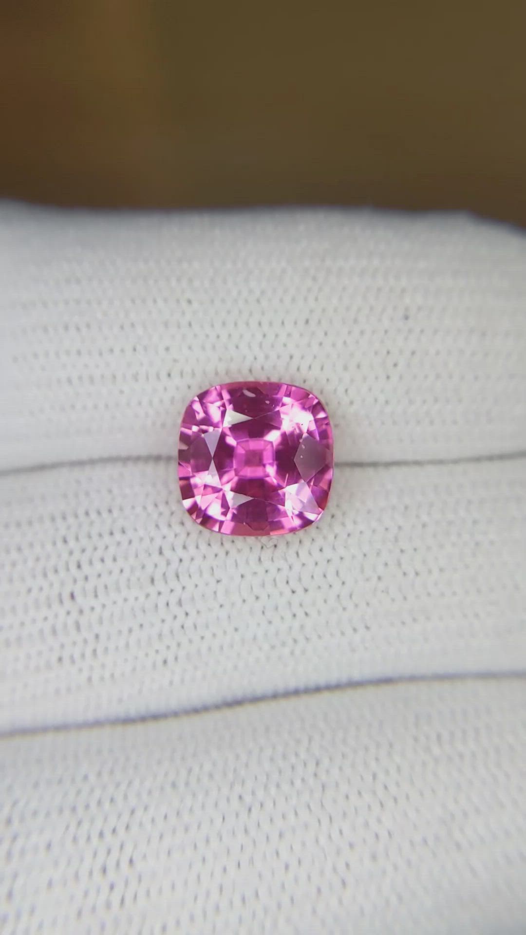 3.67 Ct. Pink Sapphire from Ceylon (Sri Lanka) Size Video