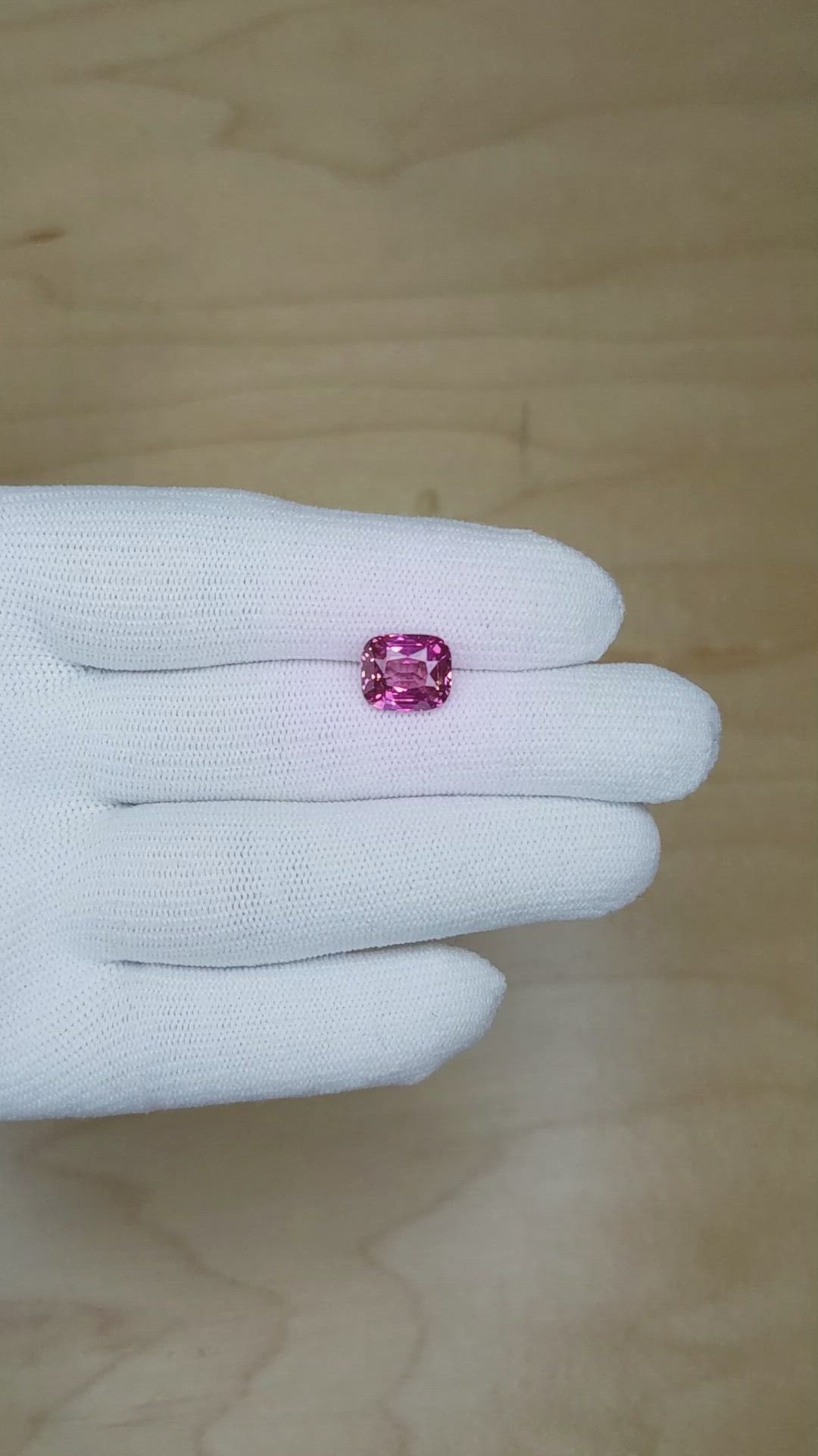 4.03 Ct. Pink Sapphire from Ceylon (Sri Lanka) Size Video