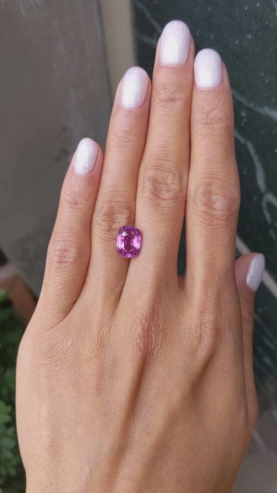4.08 Ct. Purplish Pink Sapphire from Ceylon (Sri Lanka) Size Video