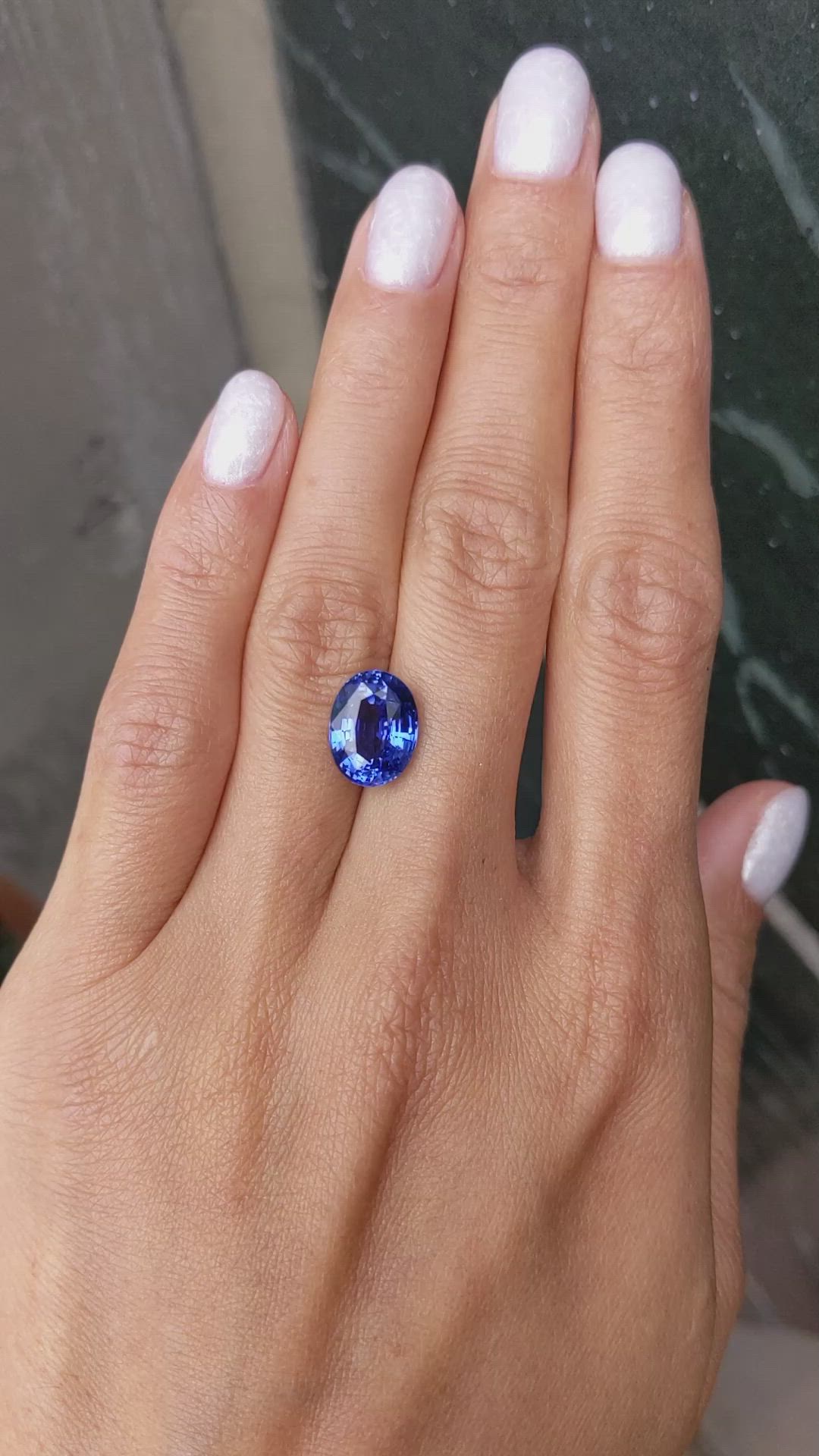 5.07 Ct. Blue Sapphire from Ceylon (Sri Lanka) Size Video