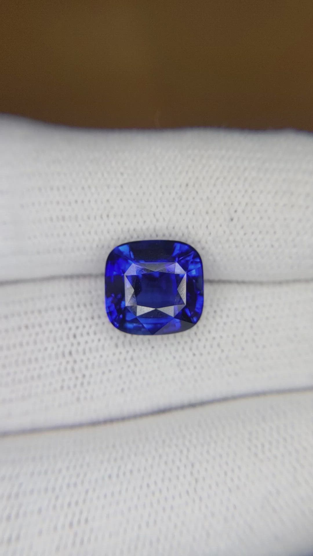 5.53 Ct. Blue Sapphire from Madagascar Size Video