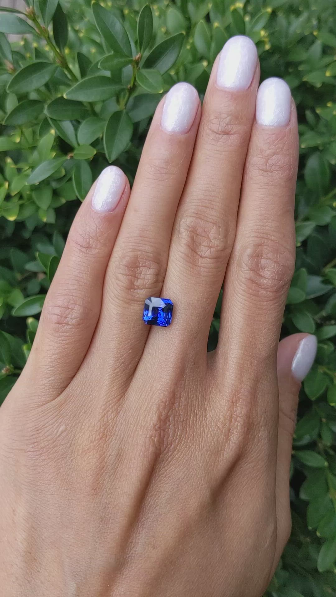 2.50 Ct. Blue Sapphire from Ceylon (Sri Lanka) Size Video