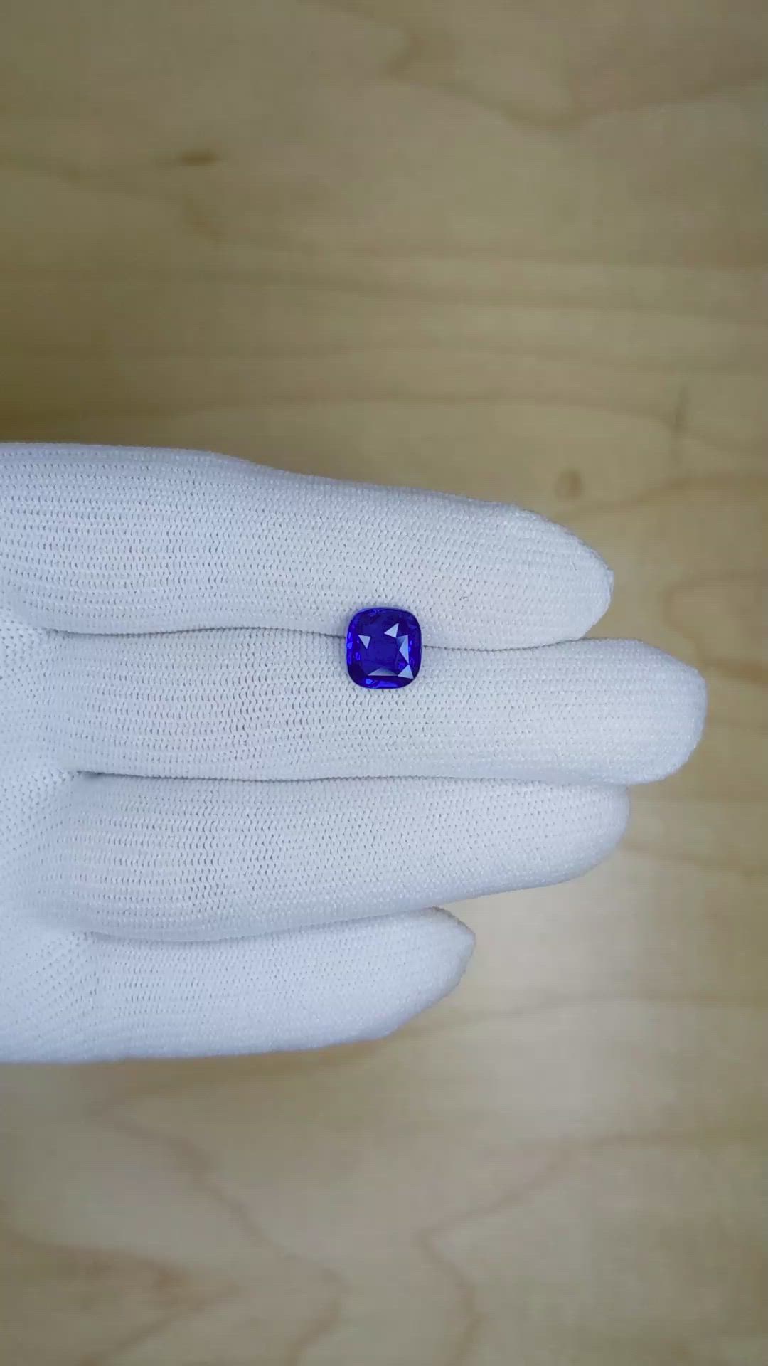 3.02 Ct. Blue Sapphire from Ceylon (Sri Lanka) Size Video