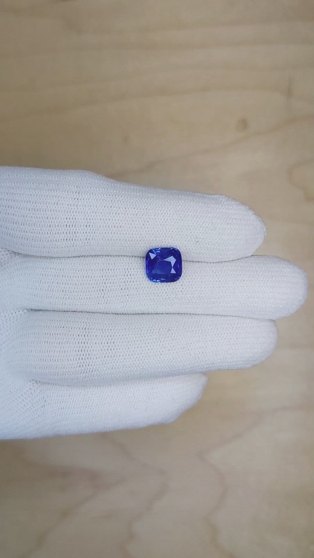 3.05 Ct. Blue Sapphire from Ceylon (Sri Lanka) Size Video