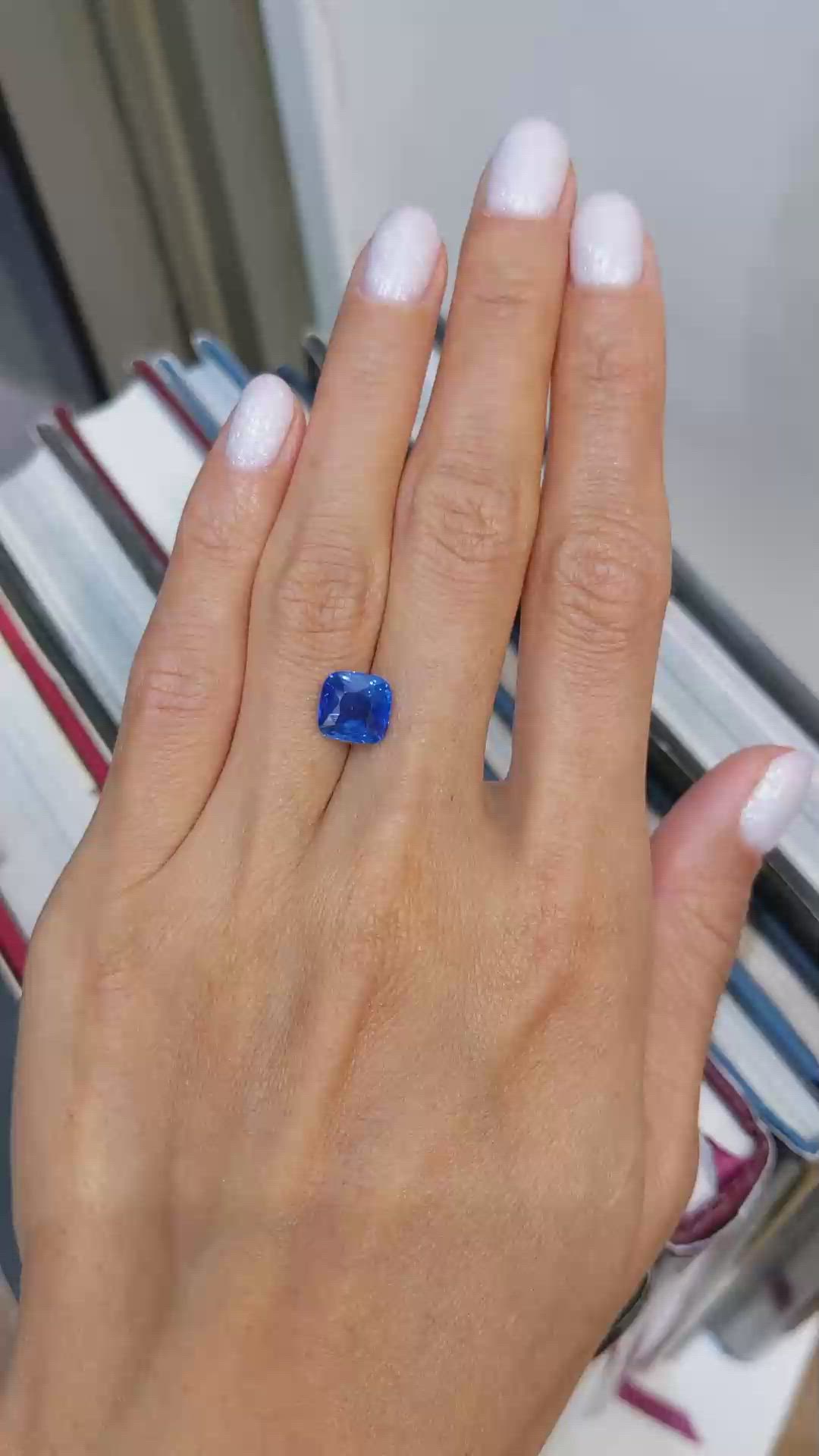 3.05 Ct. Blue Sapphire from Ceylon (Sri Lanka) Size Video