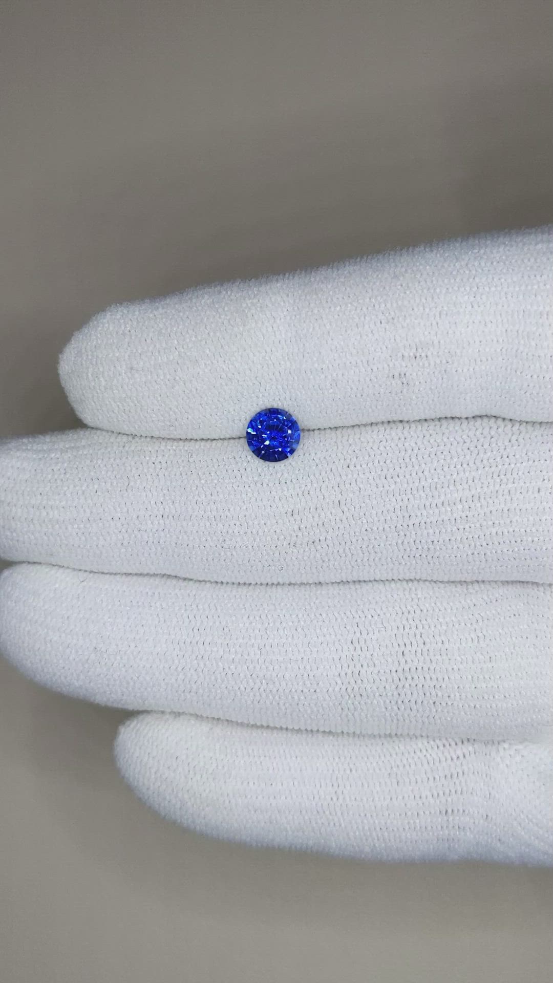 0.78 Ct. Blue Sapphire from Ceylon (Sri Lanka) Size Video