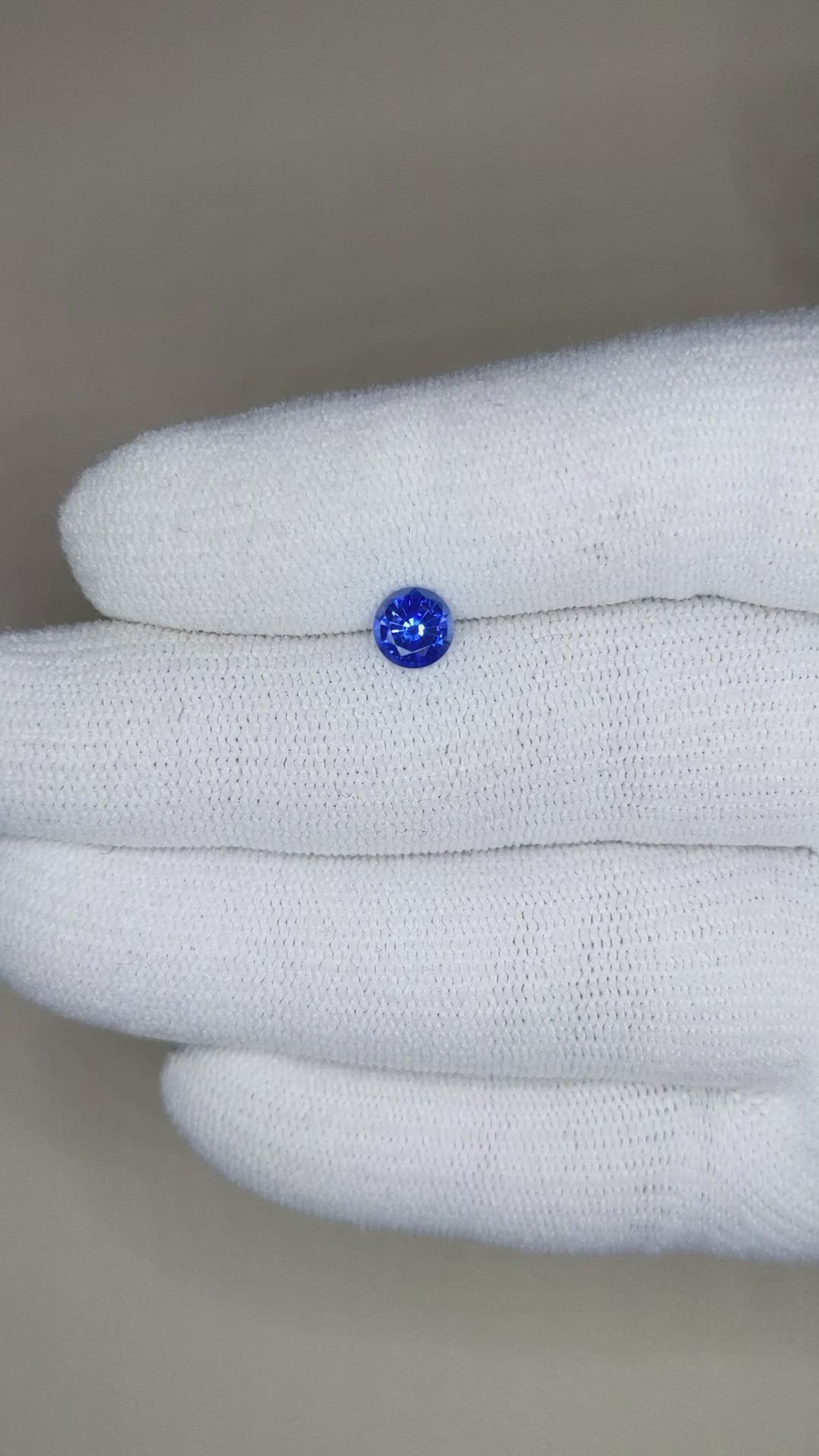 0.79 Ct. Blue Sapphire from Ceylon (Sri Lanka) Size Video