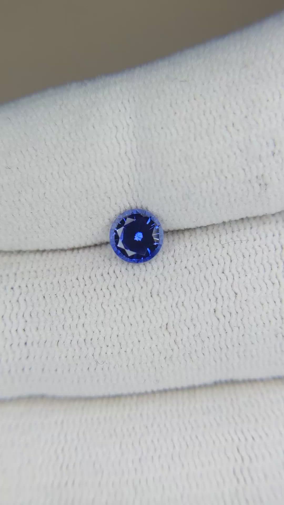 0.79 Ct. Blue Sapphire from Ceylon (Sri Lanka) Size Video