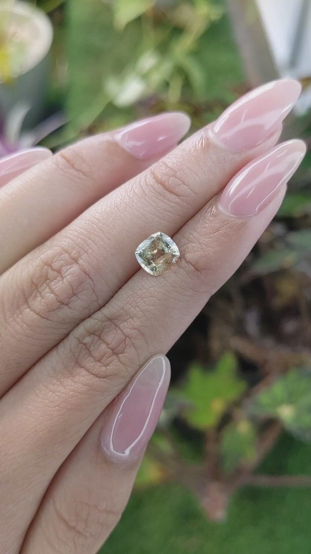 1.72 Ct. Yellow Sapphire from Ceylon (Sri Lanka) Size Video