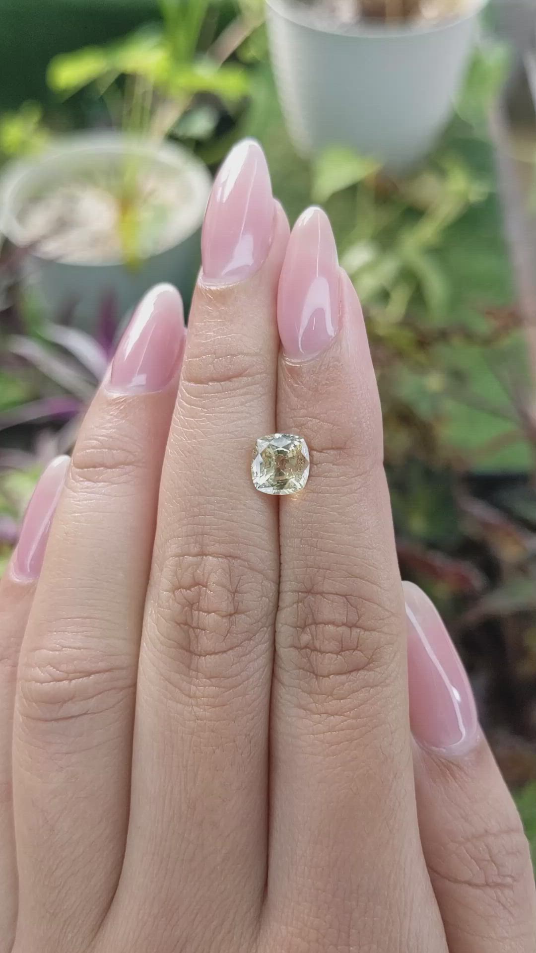 1.72 Ct. Yellow Sapphire from Ceylon (Sri Lanka) Size Video