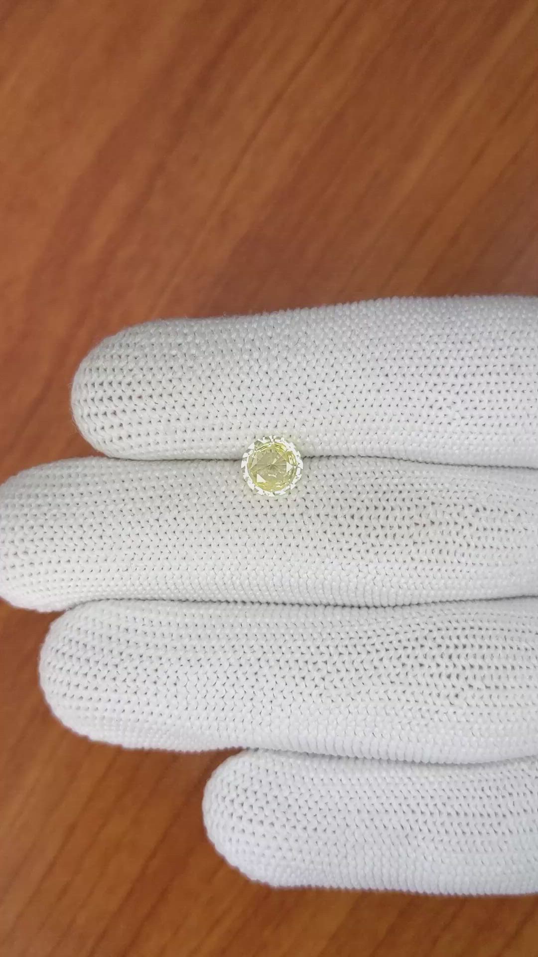 0.97 Ct. Yellow Sapphire from Ceylon (Sri Lanka) Size Video