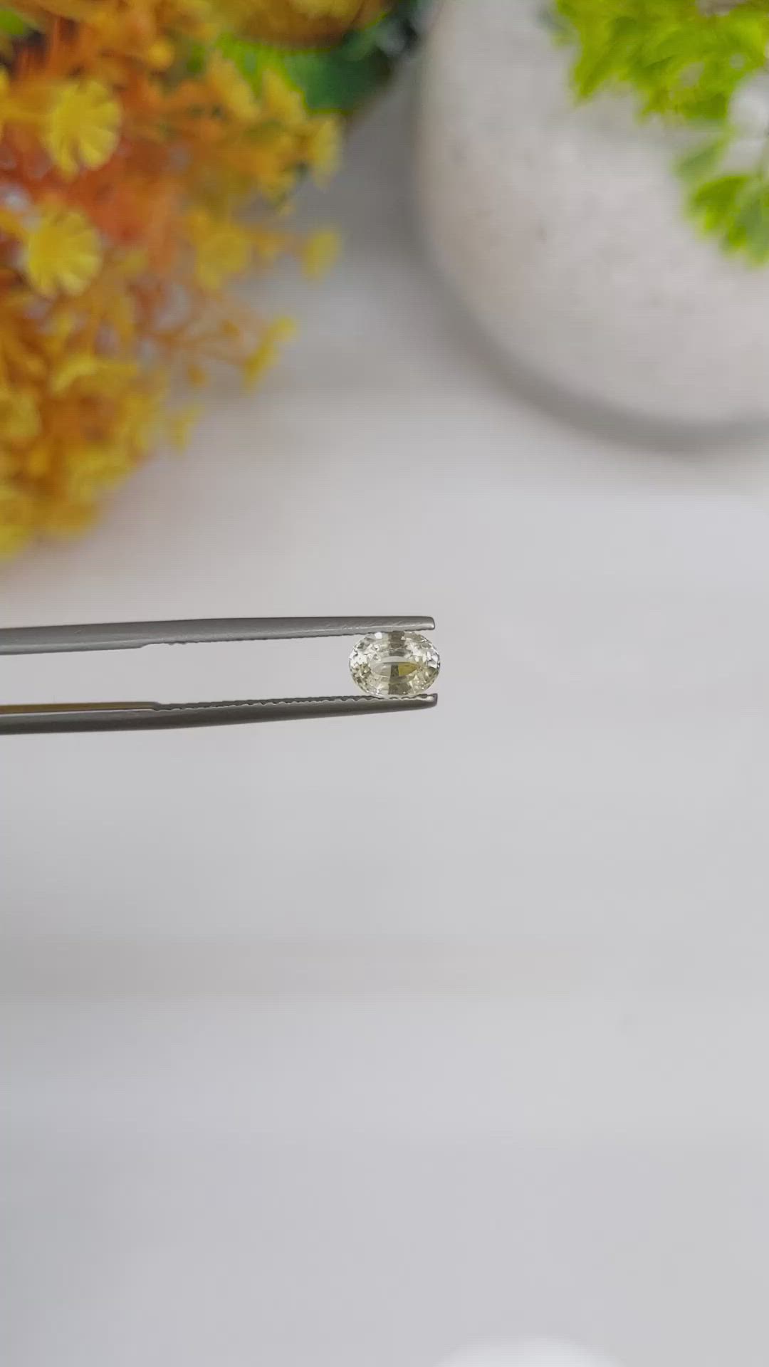 0.92 Ct. Yellow Sapphire from Ceylon (Sri Lanka) Size Video