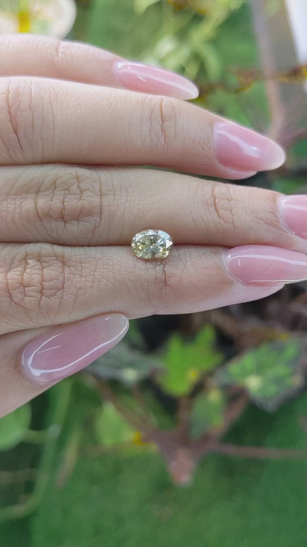 1.29 Ct. Yellow Sapphire from Ceylon (Sri Lanka) Size Video